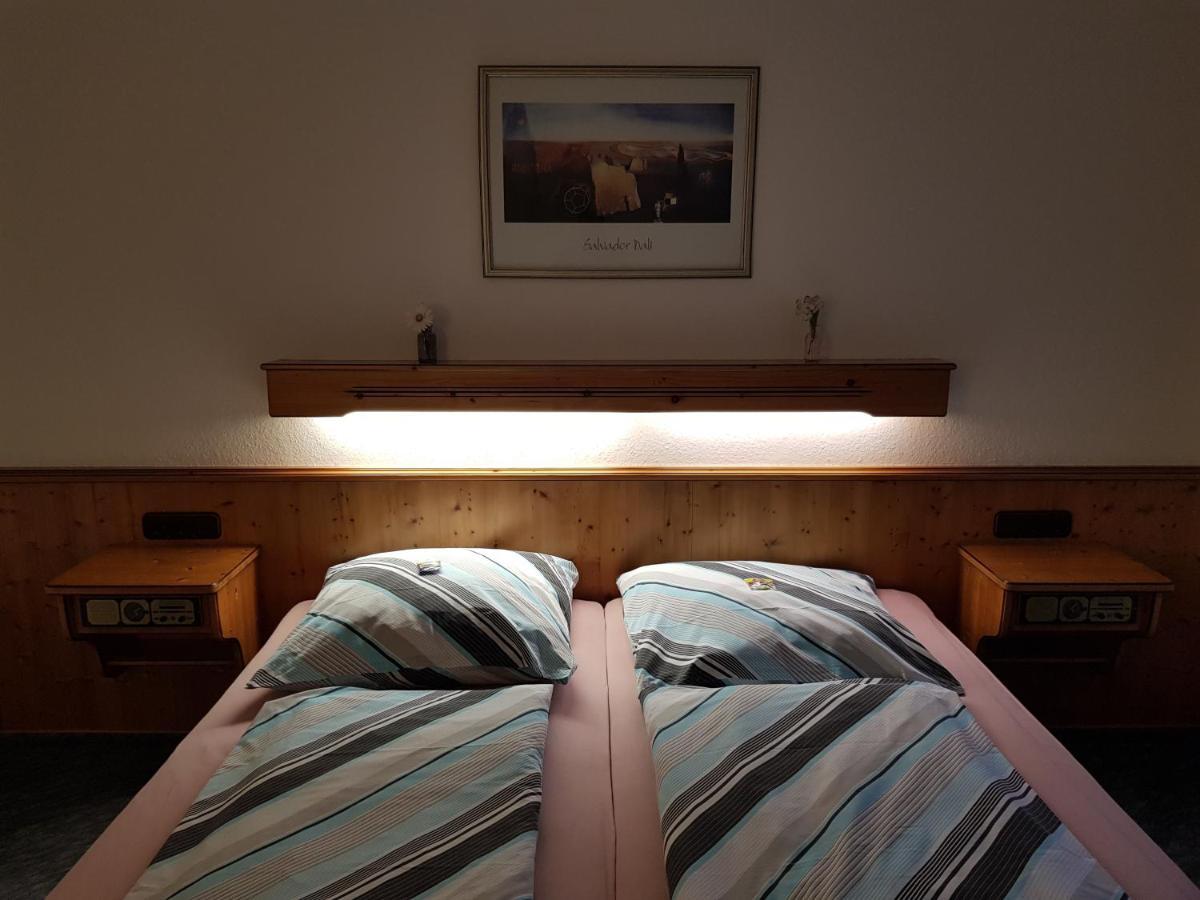 Kuenstlerhaus Lenz Bed and Breakfast Gladenbach Eksteriør billede
